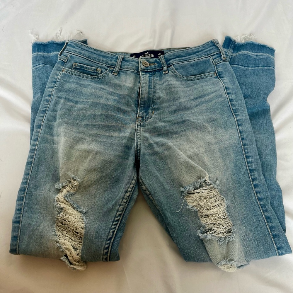 Hollister High Rise Distressed Skinny Jeans